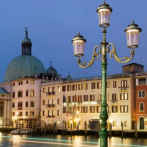 4* Hotel Carlton On The Grand Canal